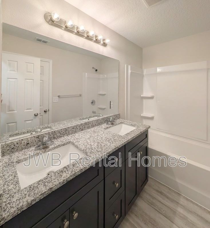 8905 1st Ave - Photo 7 of 17