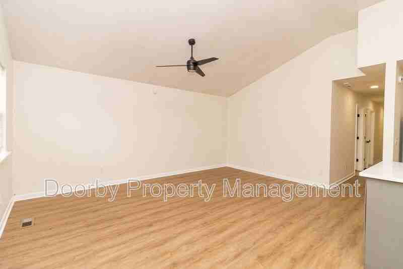 2310 Cushman St - Photo 2 of 20