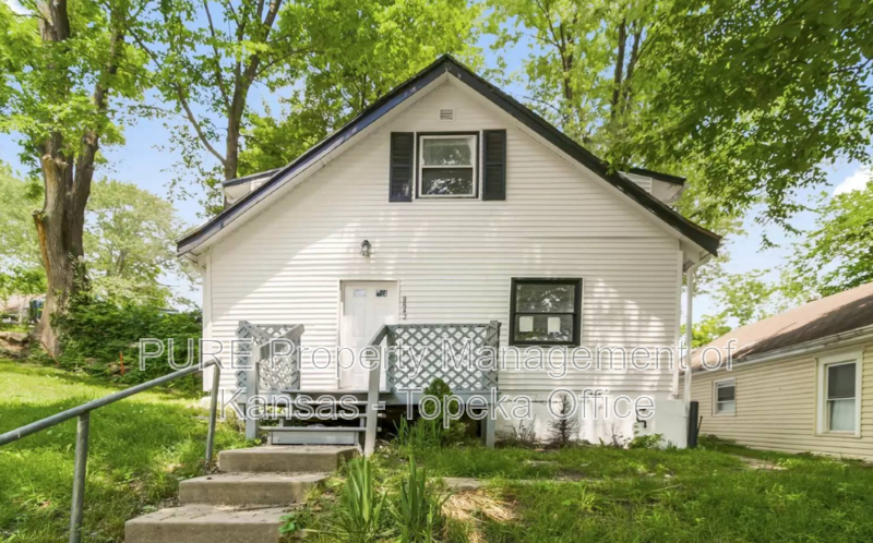 8842 E Lexington Ave - Photo 2 of 24