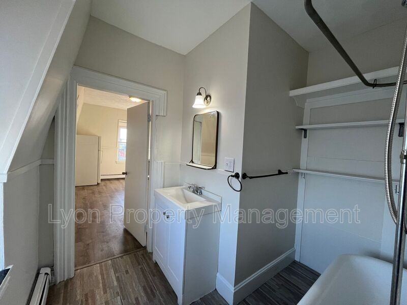 189 Exchange St #3 - Photo 7 of 8