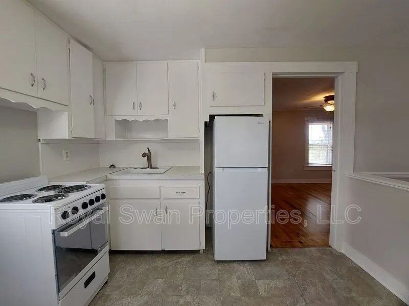 726 1/2 Mississippi Ave - Photo 3 of 14