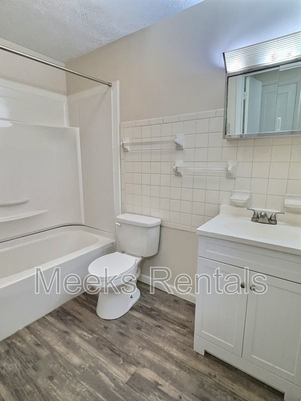 1739 6th Ave #B12 - Photo 7 of 8