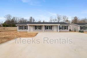 featured image of 23 Cottage Ct