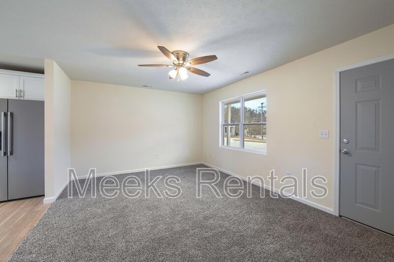 23 Cottage Ct - Photo 6 of 8