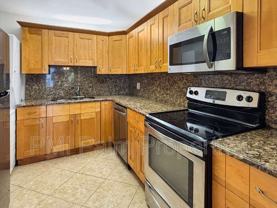 390 Golfview Rd #I - Photo 1 of 1