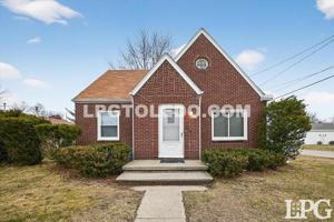 featured image of 667 Caswell Ave