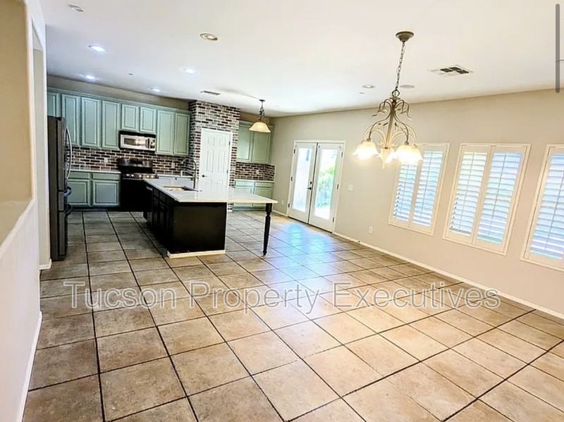 3638 E Canter Rd - Photo 4 of 20