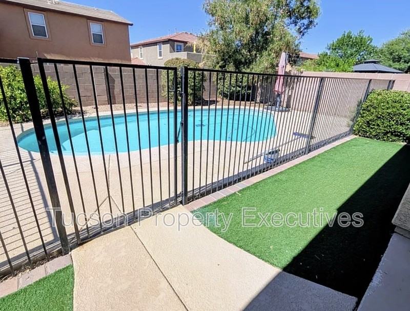 3638 E Canter Rd - Photo 5 of 20