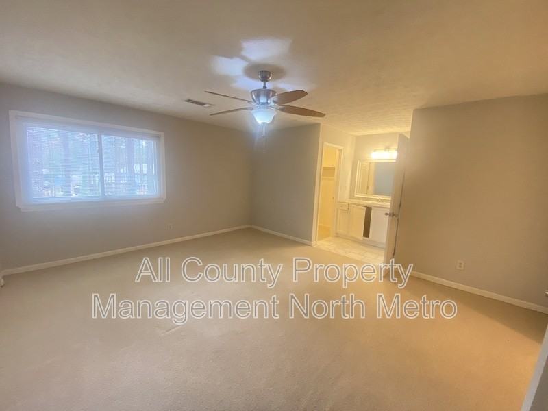 787 Faye Dr Nw - Photo 6 of 13