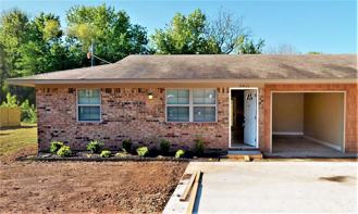 CLEVENGER DUPLEXES - Photo 1 of 1