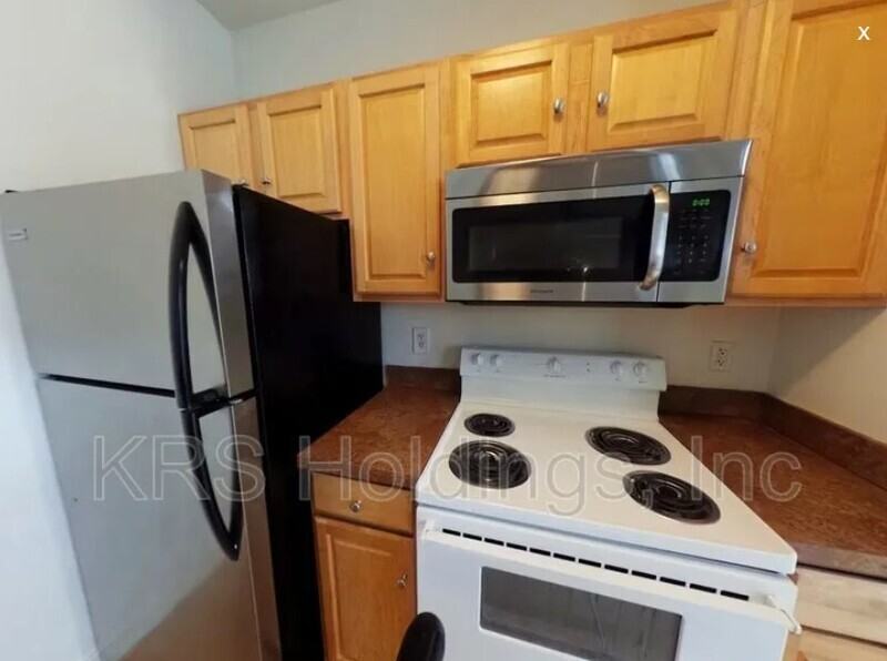 302 Goshen St #101 - Photo 2 of 4