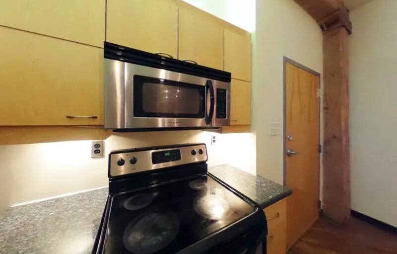 1318 W Broad St #202 - Photo 3 of 5