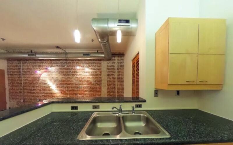 1318 W Broad St #202 - Photo 4 of 5