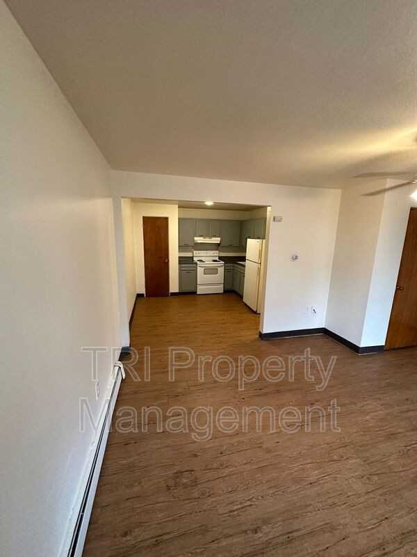 2019 4th Ave - Photo 3 of 7