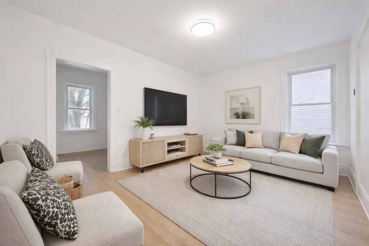 136 Paisley Street - Photo 2 of 12