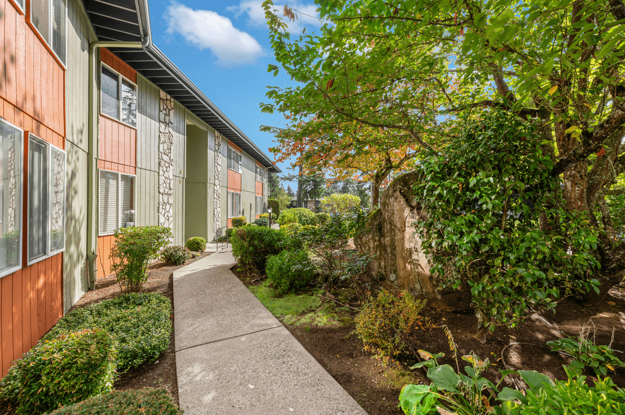 River Cliff Apartments - Photo 2 of 35