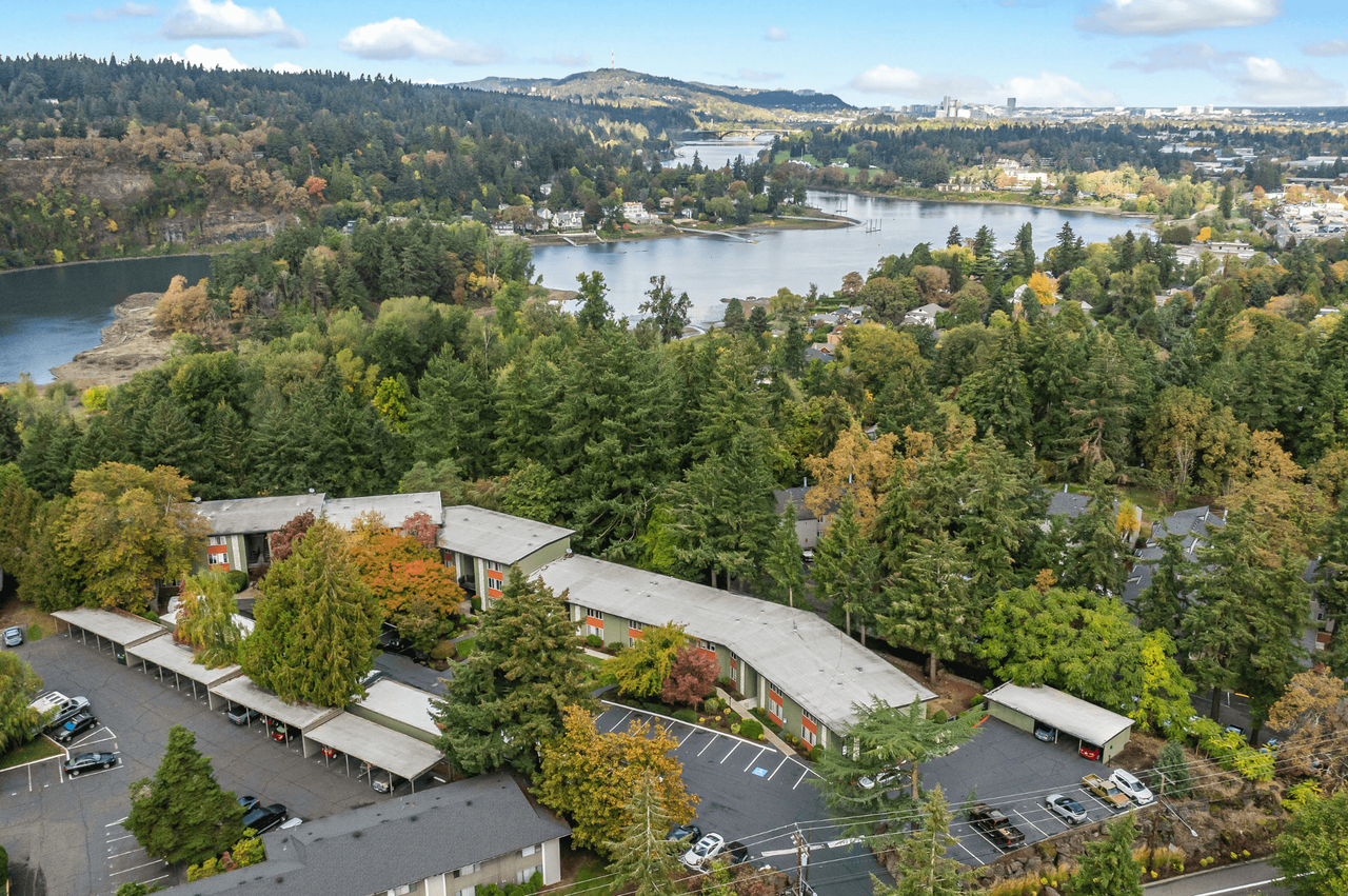 River Cliff Apartments - Photo 4 of 35