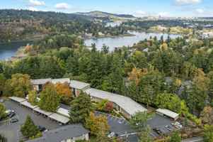 featured image of 12505 Se River Rd