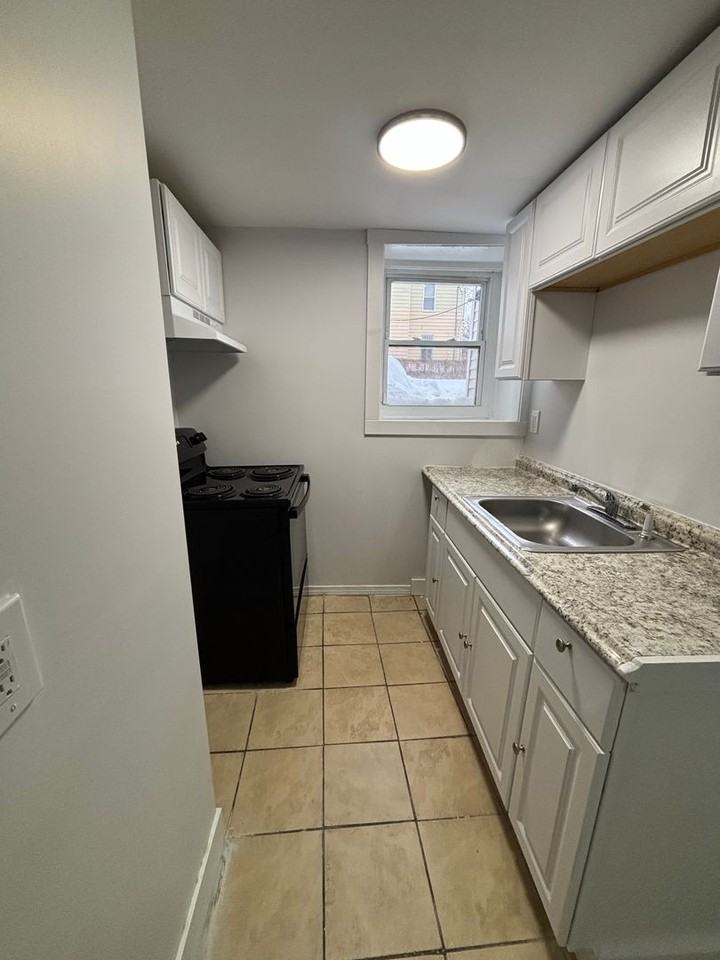 57 Thompson Street - Photo 3 of 18