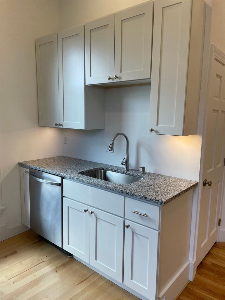 52 High Street - Photo 2 of 8