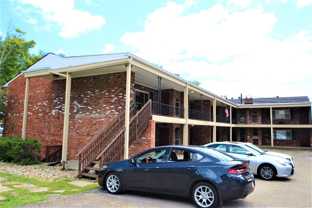 BRADFORD APARTMENTS -- 094 - Photo 1 of 1