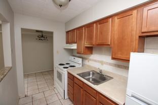 AMADELL APARTMENTS -- 005 - Photo 1 of 1