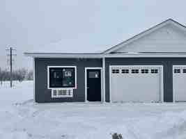 featured image of 659 Industrial Blvd