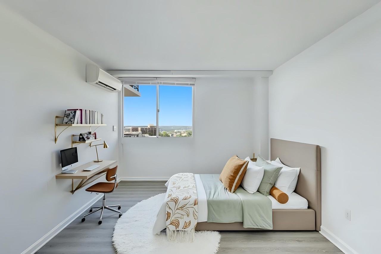 Landmark Towers - Photo 5 of 50