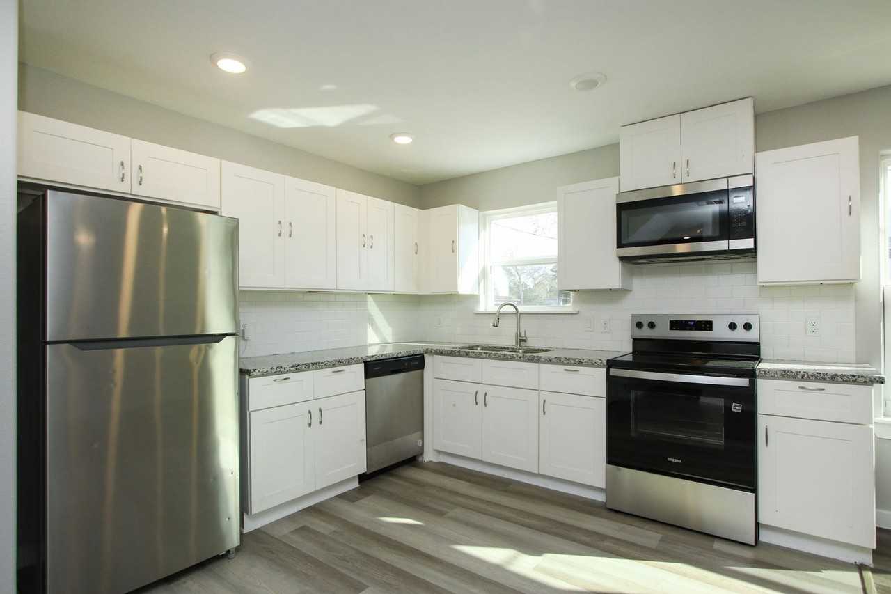 5709 Breland St #A - Photo 7 of 31