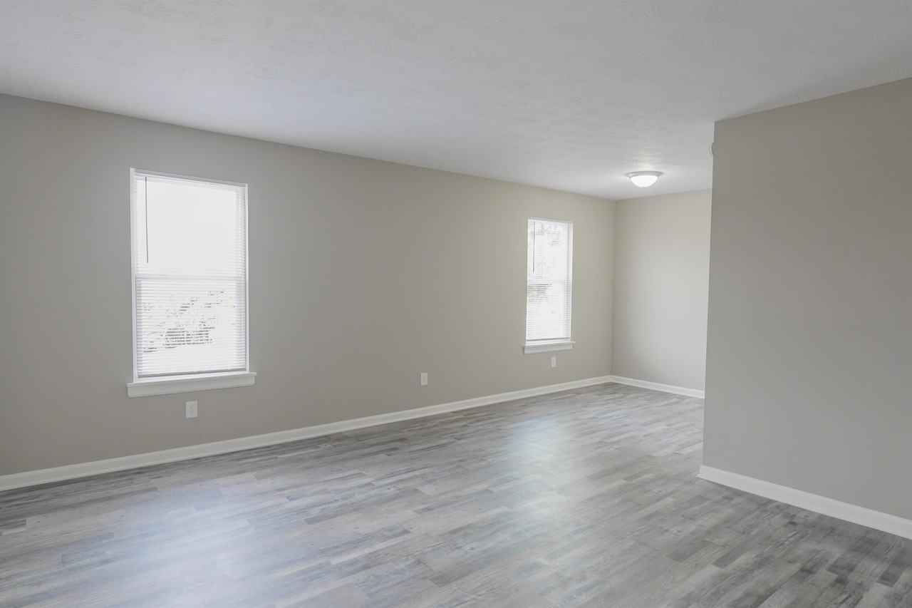 Colton Woods Apartments - Photo 4 of 50