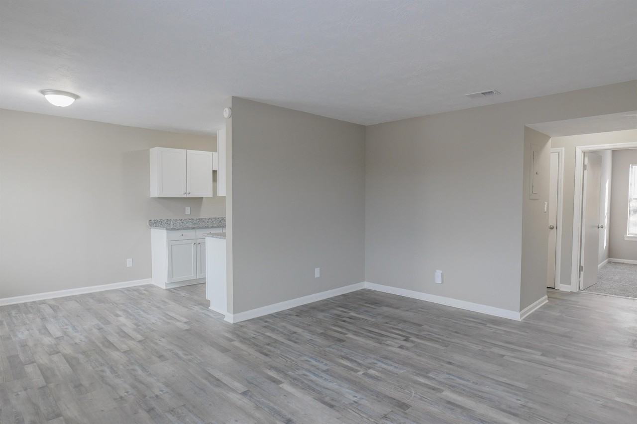 Colton Woods Apartments - Photo 5 of 50