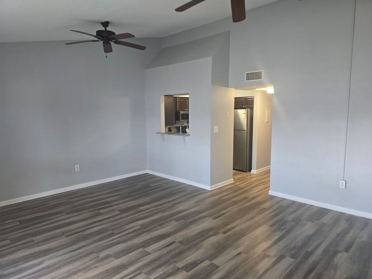 Mediterranean Villas - Photo 4 of 21