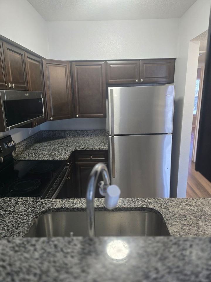 Mediterranean Villas - Photo 6 of 21