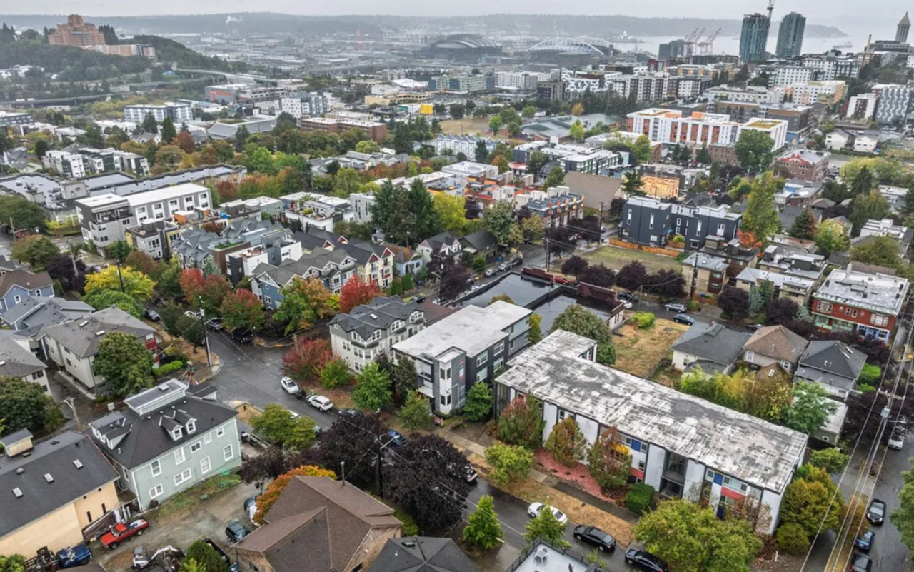 Jupiter - Photo 3 of 22