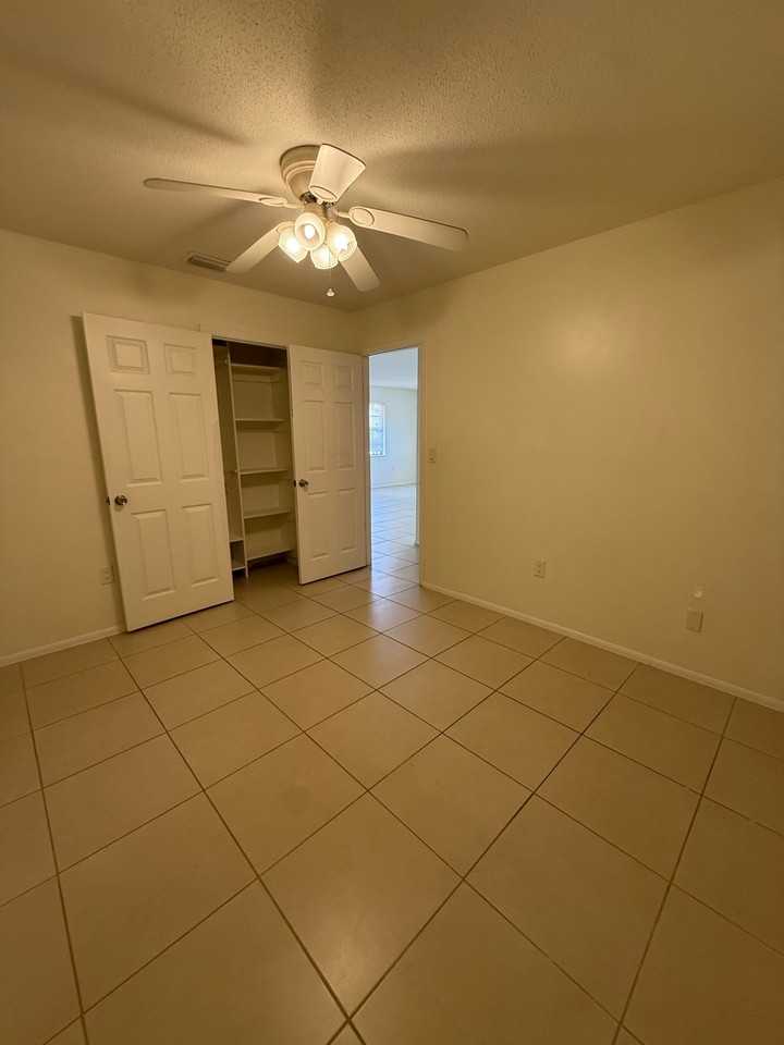 122 South Road - Photo 3 of 9