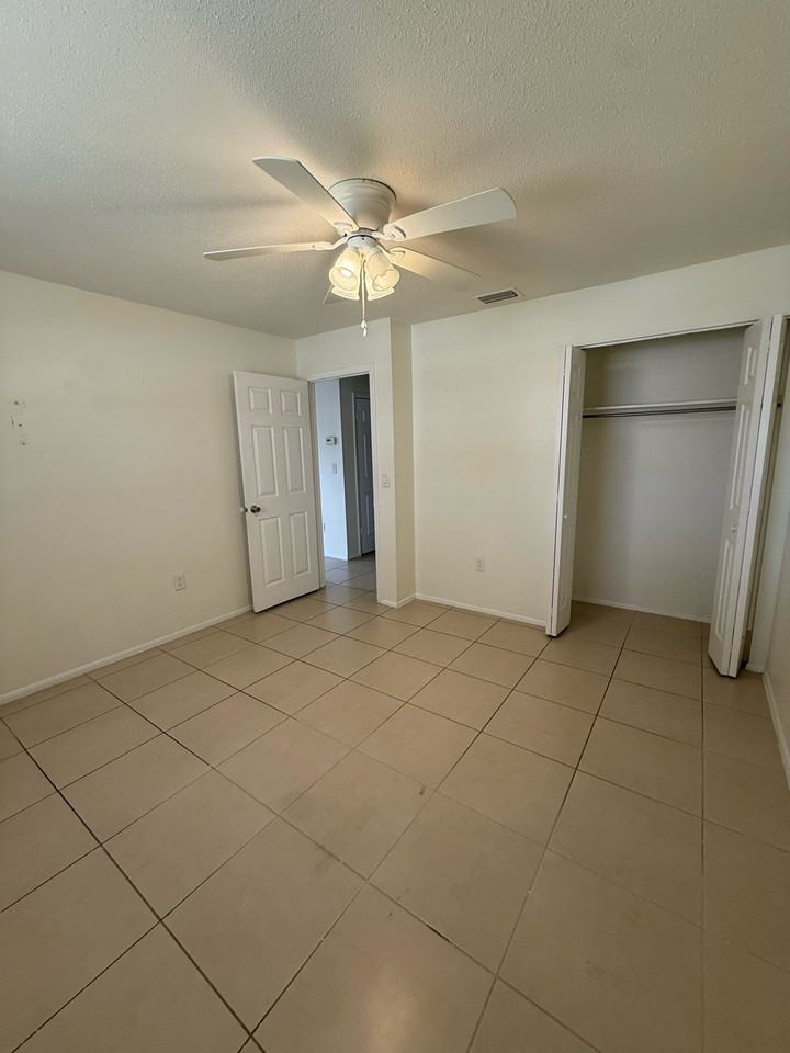 122 South Road - Photo 6 of 9