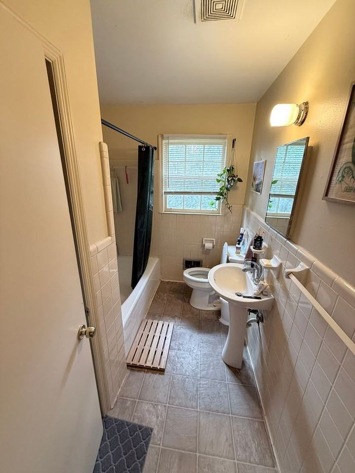 182 Riverdale Dr - Photo 5 of 6