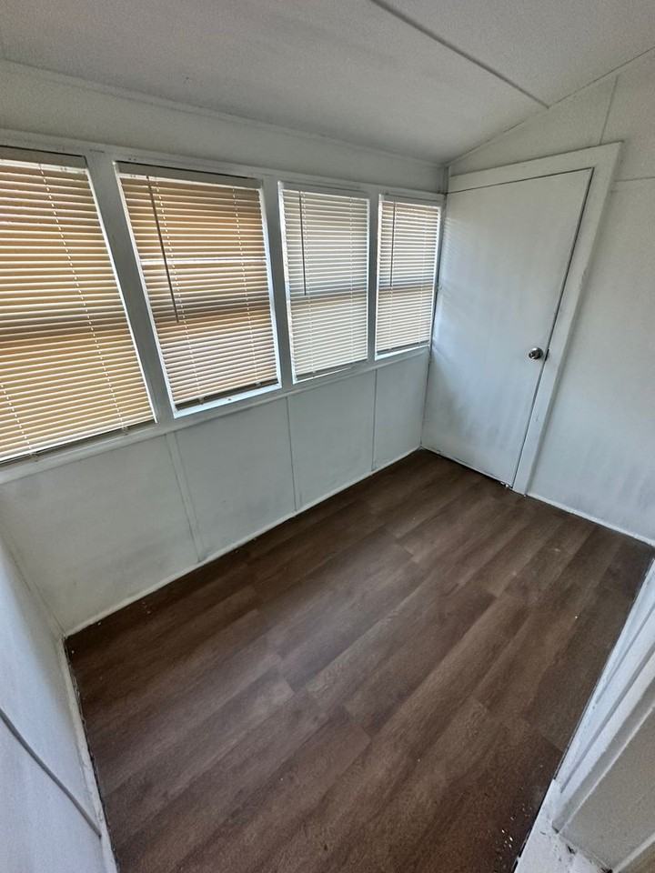 7000 Spruce Ave - Photo 5 of 9