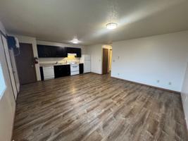 featured image of 1420 6th St