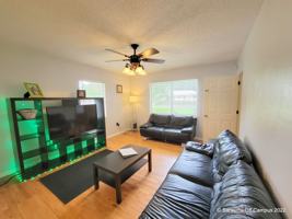 featured image of 1067 41st St