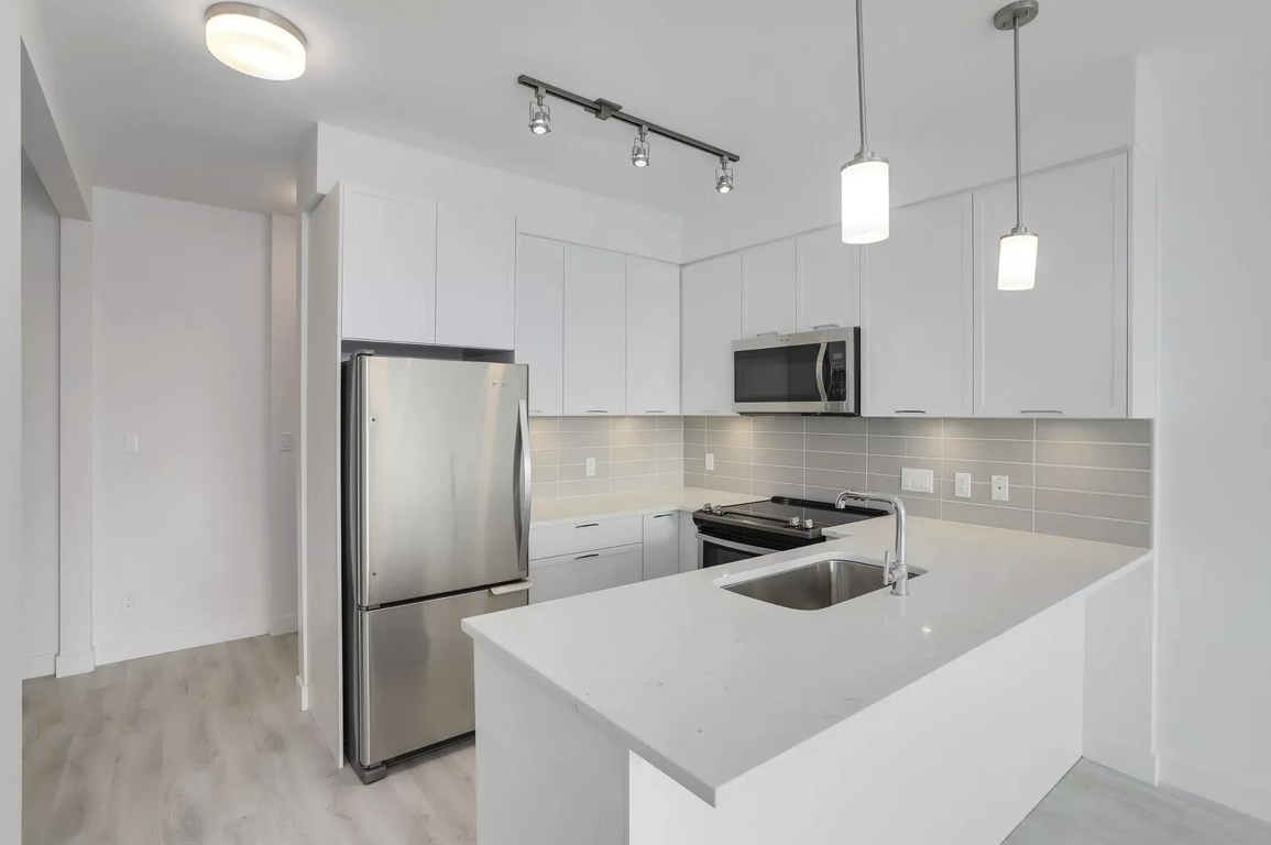 828 Gauthier Avenue #4XX - Photo 4 of 24