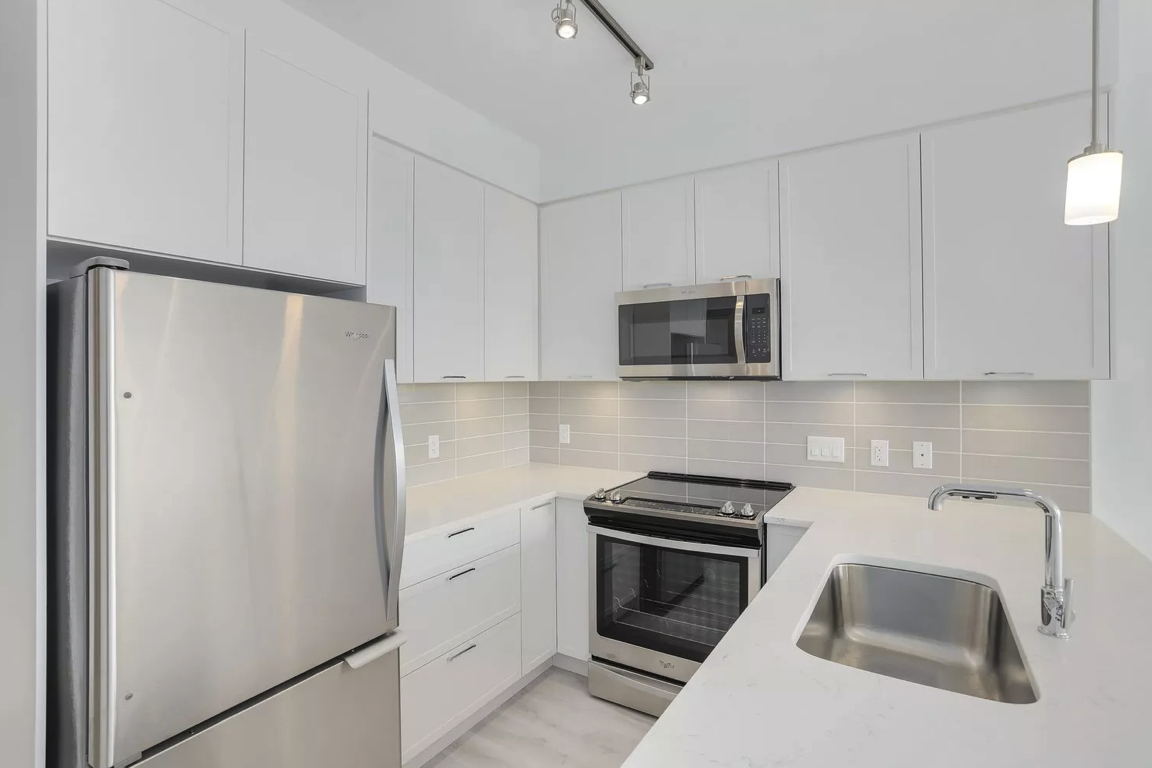 828 Gauthier Avenue #4XX - Photo 6 of 24