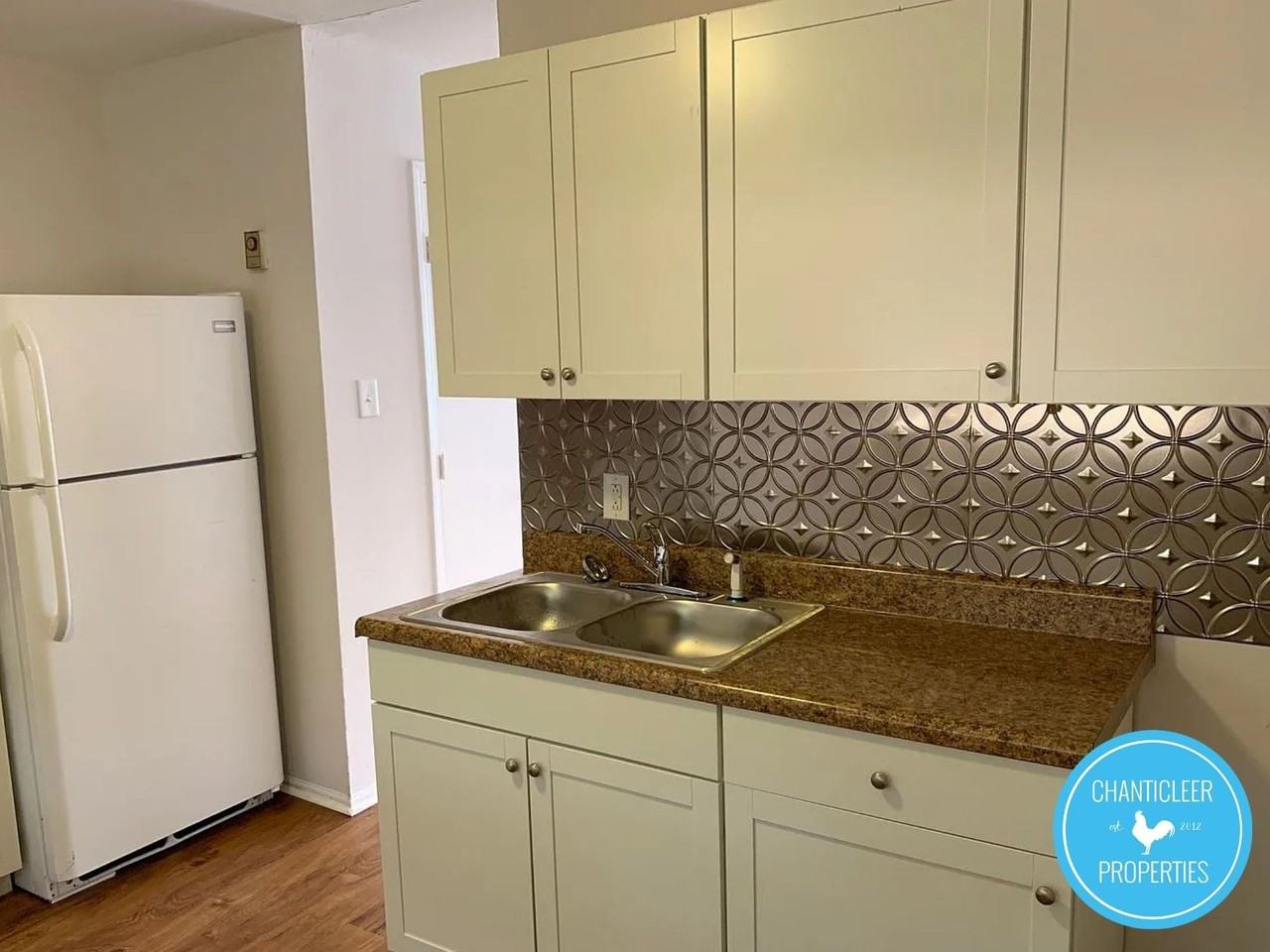 210 Woodnell Street TRIAD - Photo 2 of 14