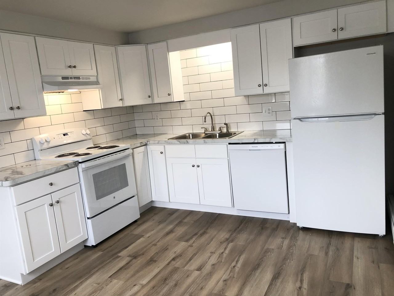 The Flats on French (1331) - Photo 2 of 8