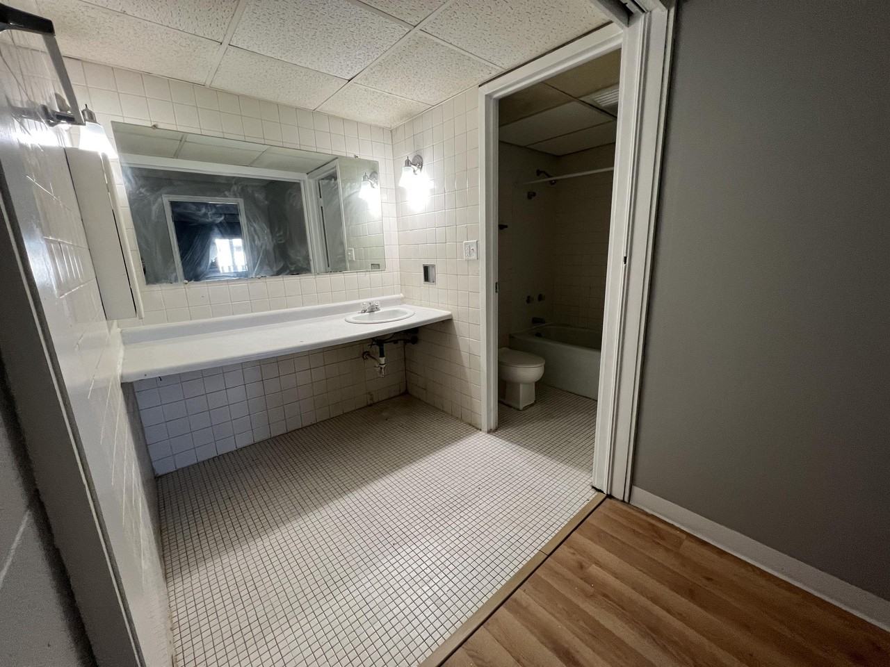 1231 North Galena Avenue - Photo 7 of 27