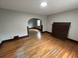 featured image of 2211 Oakwood Ave