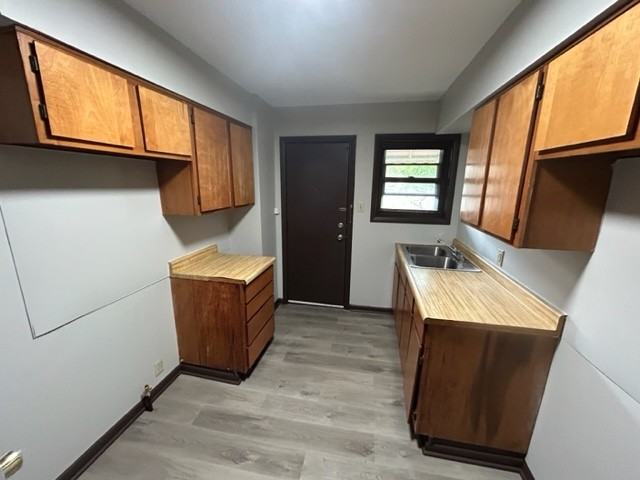 2211 Oakwood Ave - Photo 6 of 20