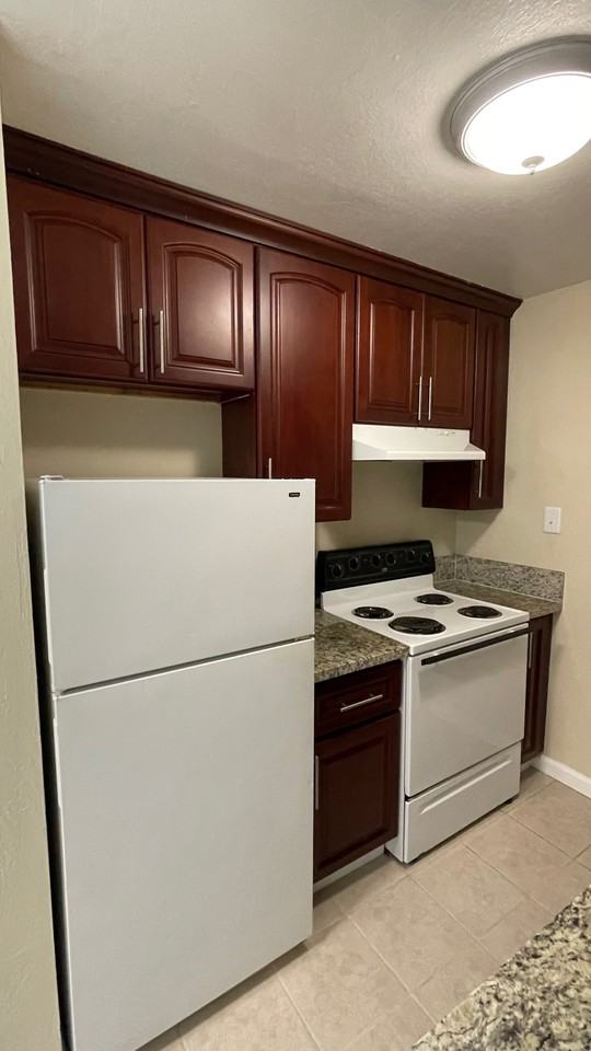 2637 Regent Street - Photo 5 of 50