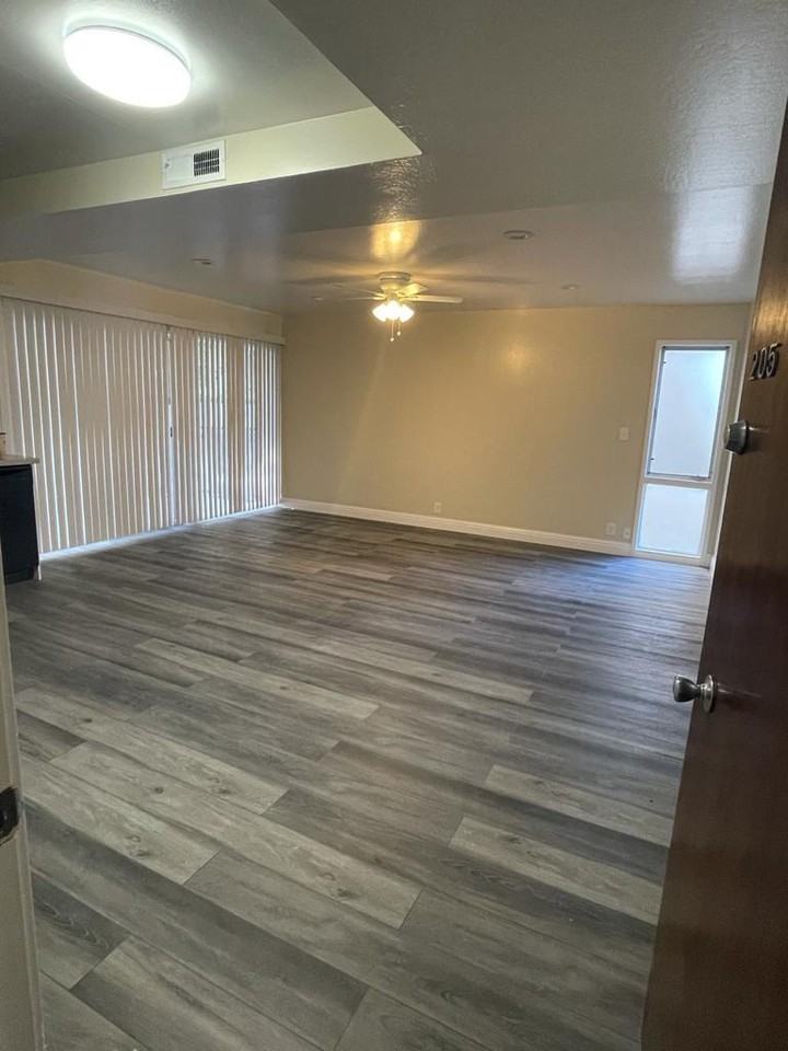 2541 Regent Street - Photo 2 of 40