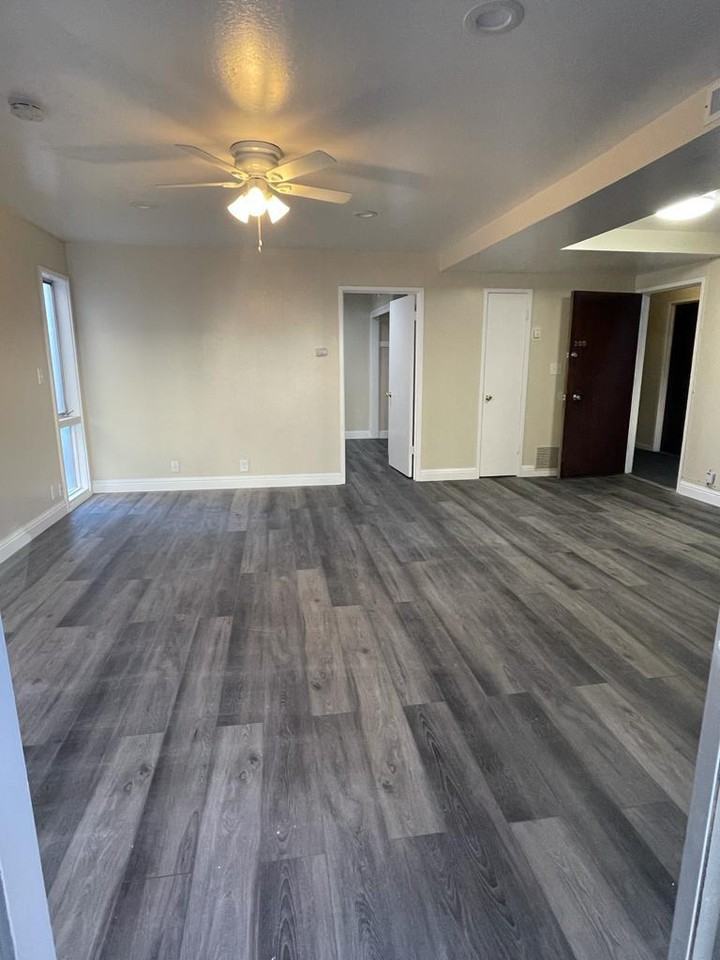 2541 Regent Street - Photo 4 of 40